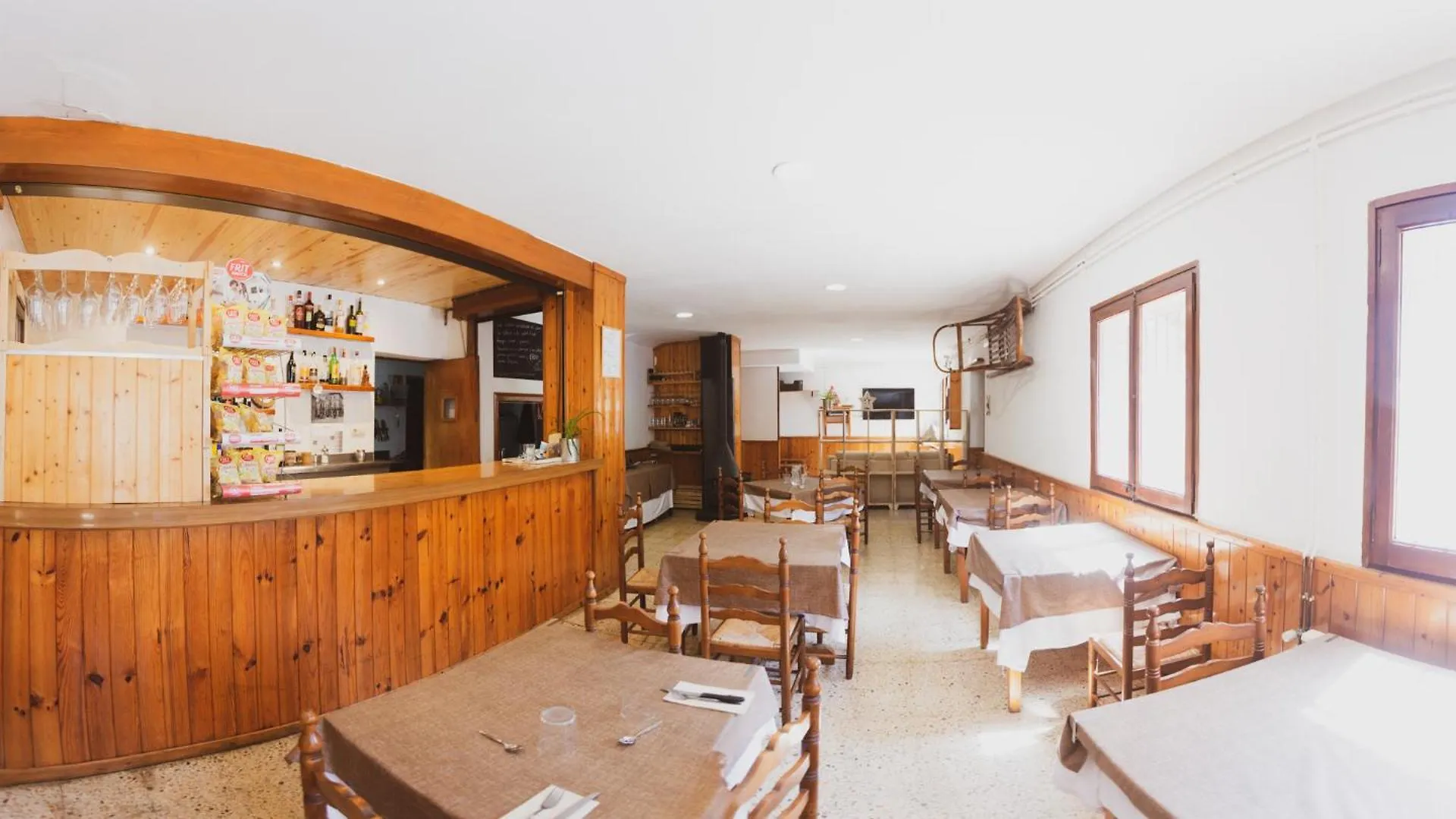 Coll De Port Hostel Tuixen Spain